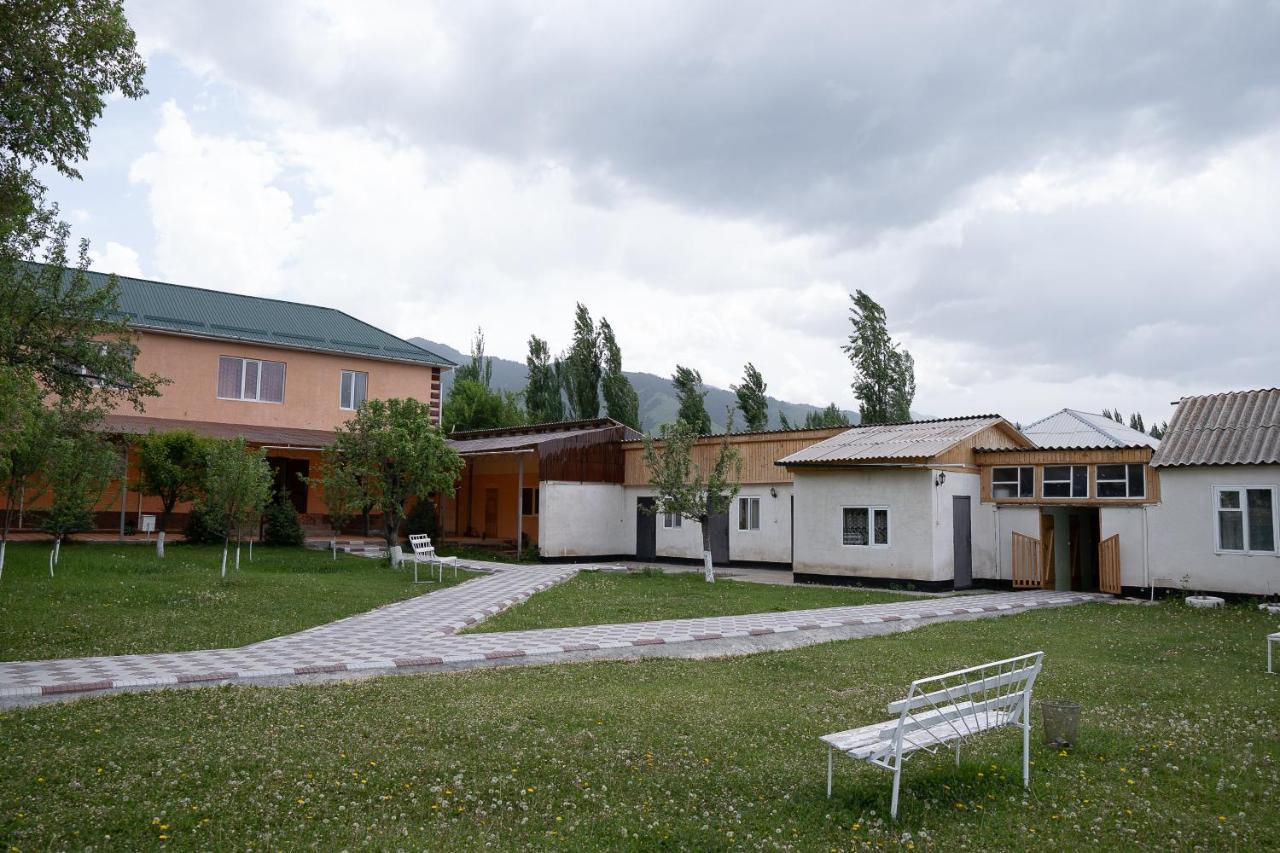Guest House Jekshen Imeni Karla Marksa  Екстер'єр фото